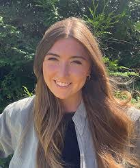 Rachel Thibeault's Instagram, Twitter & Facebook