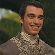 Maybe Duke Simon is my favorite but. King George is definitely splendid he  stole my heart ❤️