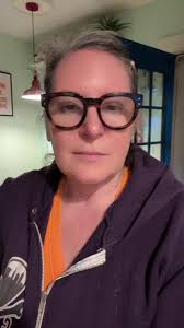 #stitch with @𝔠𝔞𝔦𝔱 #unsolvedmysteries #unsolved #ameliaearhart  #conspiracytiktok #aviation #1930s