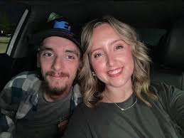 Anyone using electric lunch box ?? I want to know brand name & review ..  Thanks