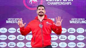 The uefa european football championship, commonly known as the uefa european championship and informally as the euros. Le Turc Taha Akgul Champion D Europe En Lutte Pour La 8e Fois