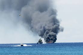 Vessel catches fire and sinks off Oahu