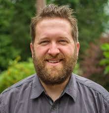 Steven Hinz's Instagram, Twitter & Facebook