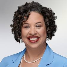 Angela Thompkins's Instagram, Twitter & Facebook