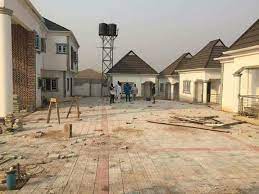 Gunmen invade igboho's house in ibadan. Sunday Igboho Biography Age Net Worth Wife Children Cars House Estate Gun Powers Family Pictures History