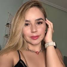 Jacqueline Suarez's Instagram, Twitter & Facebook