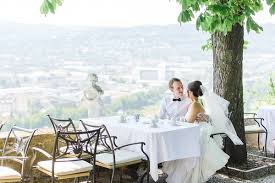 Se erbjudanden för schlosshotel steinburg, inklusive priser med gratis avbokning och full återbetalning. Hochzeit Im Schlosshotel Steinburg In Wurzburg Mit Kai Cui Und Philipp Hochzeitsfotograf Mainz Wiesbaden Georgij Shugol