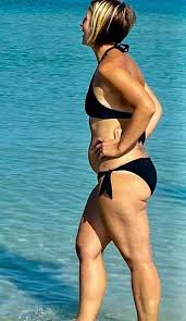 Hard to get in it, but it molded my pooch perfectly. Do You Ever Think You Look Good And Then You Re Like Holy Moly I Ate Too Much Gaucamole