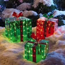 Decoration De Noel Exterieur En 70 Idees Geniales A Adopter Cette Annee Decoration Noel Exterieur Decoration Noel Deco Noel Exterieur Mais au final, ils veulent toujours qu'on leur offre un cadeau de noël utile et pratique. decoration noel exterieur