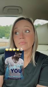 Elena Hendrix's Instagram, Twitter & Facebook