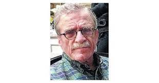 Kay Wallis's Instagram, Twitter & Facebook