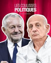 Valeurs actuelles added a new photo.