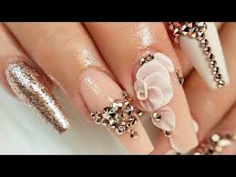Diseños para uñas largas manicura para uñas cortas manicura de uñas uñas acrilicas sencillas uñas swag uñas acrílicas de un solo color uñas acrílicas simples si quieres probar diseños de uñas fáciles de hacer para ahorrar tiempo y no llevar las uñas naturales este post te va a encantar. Diseno De Unas Acrilicas Para Novia Youtube Unas Para Novia Unas De Acrilico Elegantes Unas De Gel Con Purpurina