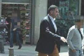 Raffaele imperiale, suspected of buying van gogh paintings on black market, considered one of italy's most dangerous fugitives last modified on thu 19 aug 2021 23.36 edt one of italy's most. Y3rq1cbdnmikdm