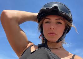 Lieke klaver (born 20 august 1998) is a dutch track and field athlete who specializes in sprint races. Lieke Klaver Is De Rijzende Ster Op De Atletiekbaan Gewoonvoorhem