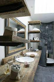 .bauen waschbecken unterschrank bauanleitung zum selber bauen deko und möbel aus baumstamm selber machen rustikale badmöbel ideen das badezimmer im landhausstil einrichten. Rustikale Badmobel Ideen Das Badezimmer Im Landhausstil Einrichten