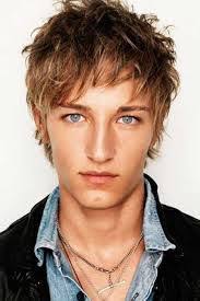 Pin By Jami Bahls Egeland On Boy Hairstyles Mens Medium Length Hairstyles Medium Hair Cuts Medium Hair Styles