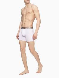 Designed with extra smooth microfiber with exceptional stretch for a flexible fit. Icon Micro Boxer Brief Calvin Klein