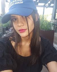 Maxine Mccabe's Instagram, Twitter & Facebook