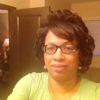 Denise Mundy's Instagram, Twitter & Facebook