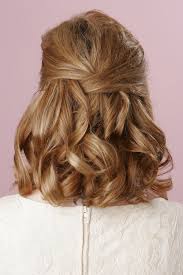 Regardless of your hair type, you'll find here lots of superb short hairdos, including short wavy hairstyles, natural hairstyles for short hair. 10 Pinterest Hairstyles Perfect For Fall Mother Of The Bride Hair Down Curly Hairstyles Hair Styles