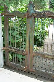 Inspiring Rustic Garden Gates Design Ideas Hoommy Com Garden Gates And Fencing Garden Gate Design Gate Design