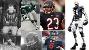 Bundle up for the cold months with cozy chicago bears hoodies, bears jackets, bears sweatshirts, and chicago bears beanies. Take A Look Back At A Century Of Chicago Bears Uniforms Including 97 Years Of Orange And Blue And 3 Of Red And Gold Chicago Tribune