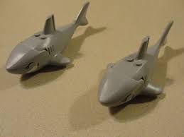 Lego Lot Of 2 Great White Minifigure 6243 8633 Sharks Mini Figures Lego Shark