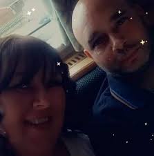 Can sum1 help please how long should it take to get a full battery