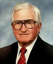 Dwight Weller's Instagram, Twitter & Facebook