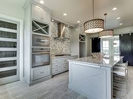 A transitional kitchen style is for homeowners that want to blend both a traditional and contemporary look. 25 Beautiful Transitional Kitchen Designs Pictures Designing Idea