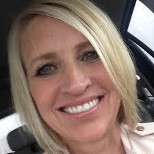 Wendy Rowley's Instagram, Twitter & Facebook