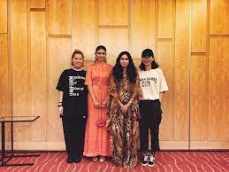 Tunku tun aminah maimunah iskandariah was born on 8 april 1986 as the second child and only daughter of the current sultan ibrahim ismail of johor and his wife permaisuri (queen consort) raja zarith sofia. Pin Auf Bev C Instagram