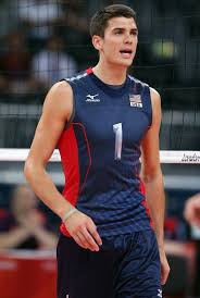 Dos modelos distintos de uniformes de volei, tanto para equipos femeninos como masculinos. Matt Anderson Usa Volleyball Matt Anderson Volleyball Volleyball Players