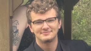 Derek Maxwell's Instagram, Twitter & Facebook