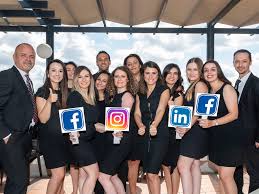 Oda fiyatlarını ve resimlerini inceleyin. Human Resources American Hospital