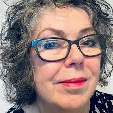 My sister in law is looking for a female driving instructor to take lessons  in an automatic. Any recommendations?