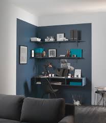 Bureau Avec Pans De Murs Partiellement Couleur Charbon Deco Maison Deco Salon Bureau A Domicile