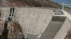 Find the perfect theodore roosevelt lake stock photos and editorial news pictures from getty images. Roosevelt Dam Bild Von Theodore Roosevelt Lake Marina Tripadvisor