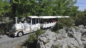 3e jour de recherche, toujours aucune trace du fugitif. Home Grotte De La Cocaliere Cevennes Gard Courry