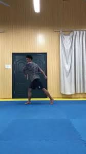 Easy Trick To Learn Full Body Side Flip Video Martial Arts Workout Easy Dance Tricking Martial Arts Parkour