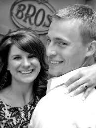 Ashley Eury's Instagram, Twitter & Facebook