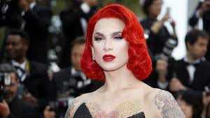 Today's video is a drag queen makeup tutorial for beginners! Miss Fame Privat Ganz Ohne Make Up So Sieht Die Drag Queen Ungeschminkt Wirklich Aus News De