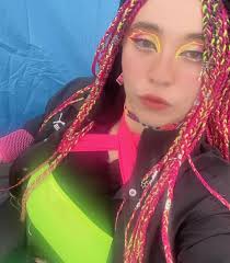 siempre me tardo en subir mis fotos pero ahí les van 🙂‍↔️💖 que bonita fue  la noche en Atmosphere, muy bello todo y el outfit la rompió recioooo! 🤩