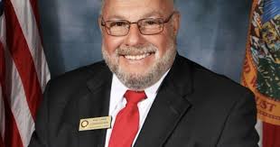 Tarpon Springs City Commission candidates Eisner, Frantzis share views