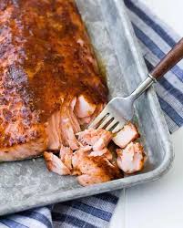 Baked Salmon With Maple Mustard Glaze 5 Ingredient Recipe Recipe Maple Salmon Recipes Baked Salmon Salmon Recipes Oven
