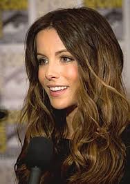 Van helsing kate beckinsale hugh jackman jessica biel red carpet. Kate Beckinsale Wikipedia