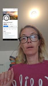 Shannon Clements's Instagram, Twitter & Facebook