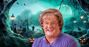 Mrs Brown's Boys live special to air at Halloween to mark 10 years | Metro  News