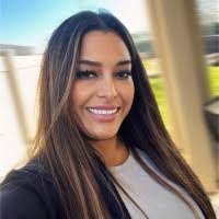 Belinda Benitez's Instagram, Twitter & Facebook